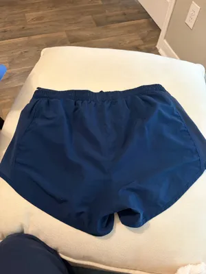 Under Armour Women’s HeatGear thumbnail 2