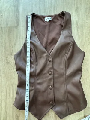 Superdown Karina Brown Faux Leather Button Vest Sz S thumbnail 7