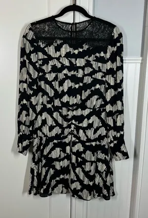 REISS Miya Ruched Long Sleeve Printed Mini Dress Size 6 black and white classy‎ thumbnail 1