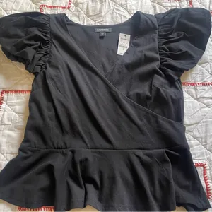 Women’s black short sleeve shirt thumbnail 4
