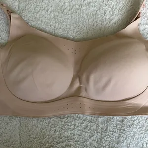 Momcozy Hands-Free‎ Nursing & Wearable Pumping Bra - Beige Large thumbnail 2