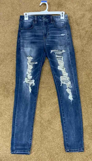 American Eagle Curvy high rise distressed jeggings thumbnail 1