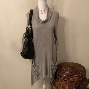 Cha Cha Vente size M long sleeve grey shark bite hem tunic with pockets EUC thumbnail 2