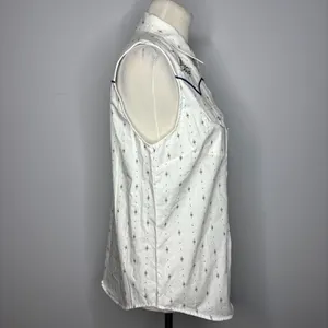 Cumberland Outfitters by Ely- Southwestern Print Sleeveless Pearl Snap Shirt thumbnail 7