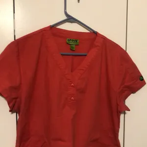 Crocs Medical Apparel Women’s Scrub Top Size Large Orange Color thumbnail 5