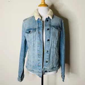 Universal Thread Denim Jacket with Partial Sherpa Lining thumbnail 2