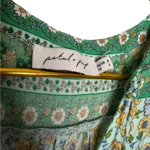 ✨💚 Petal + Pup Boho‎ Floral Button-Front Midi Dress Green US 4 💚✨ thumbnail 5