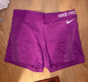 Nike Pro Shorts Spandex thumbnail 1
