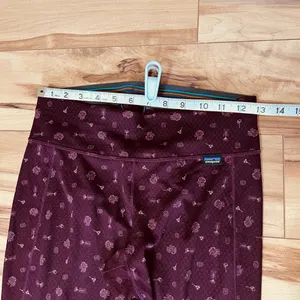 Patagonia Capilene Midweight Base Layer Pants Womens XS Burgundy Floral Pattern thumbnail 3