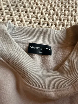 White Fox Crewneck Boutique thumbnail 3