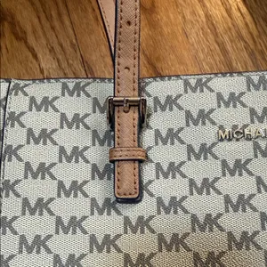 Michael Kors Signature Tote in Brown and Cream thumbnail 3
