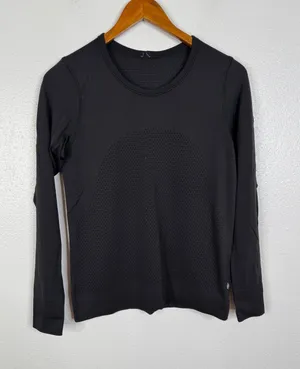 Lululemon Swiftly Tech Long Sleeve Crew Shirt Black Mesh Venting Athletic Top thumbnail 1
