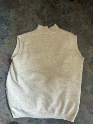 SHEIN cream sleeveless sweater  thumbnail 2