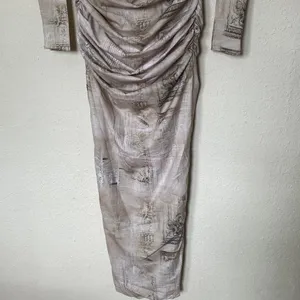 HOUSE‎ OF CB 'Lanetta' Pale Sage Print Maxi Dress NWOT size XS thumbnail 10