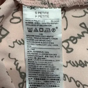 Banana Republic Factory Blouse Women's Size Small Pink Long Sleeve French Words thumbnail 6