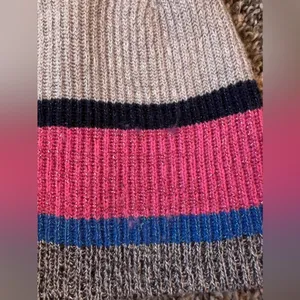 GAP Women's Striped Pom Pom Shimmery Winter Hat Beanie‎ One Size thumbnail 4