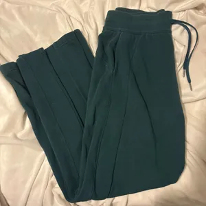 Lululemon Pants thumbnail 3