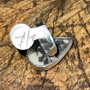 White Buffalo Turquoise Ring Size 7 1/2 Black thumbnail 2