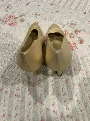 Charles Jourdan Metallic Gold Leather High Heel Pumps thumbnail 5