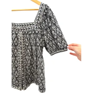 Max Studio Square Neck Puff Sleeve Blouse L Black White Floral Tile Medallion thumbnail 2