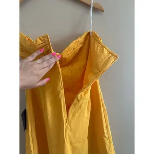 Lulus Gillian Yellow Pleated Strapless Mini Dress Size XS Sleeveless Party thumbnail 9