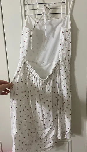 Kendall + Kylie Sundress thumbnail 4