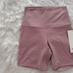 Lululemon Align High Rise Shorts 6" Pink Haze Size 4 thumbnail 3