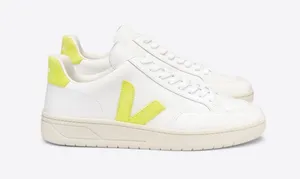 VEJA NIB Size 7  V-12 Jaune Fluo thumbnail 1