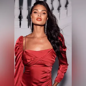 ASTR THE LABEL Claudina Womens Rouched Embellished Midi Dress thumbnail 4