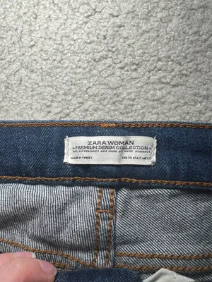 Zara Bookcut Jeans with Embroidery Size 2 thumbnail 4