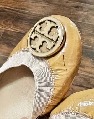 Tory Burch Nude patent leather Caroline ballet flat thumbnail 2
