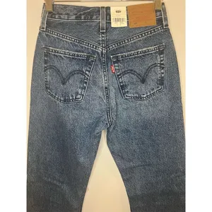 NWT Levi's 501 Original Women's Jeans Size 23 x 30 Straight Leg Distressed thumbnail 7