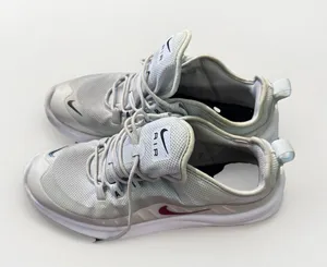 Nike Air Max Axis Women's Size 10 Running Shoes White Black Light Bone‎ thumbnail 3