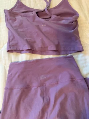 Lavender Beyond Yoga  Leggings thumbnail 6