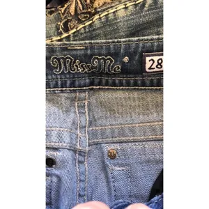 Miss Me Jeans Size 28 thumbnail 3