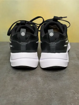 Nike Cosmic HM4402-003 Black/White Women's Sneakers Size 7.5-8 thumbnail 9
