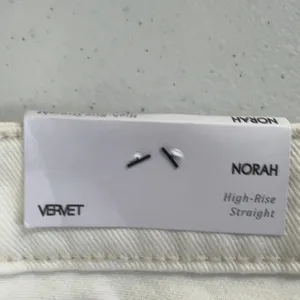 NWT Vervet Norah Colorblock Straight Leg Jeans Blue White Distressed Size 32 thumbnail 6