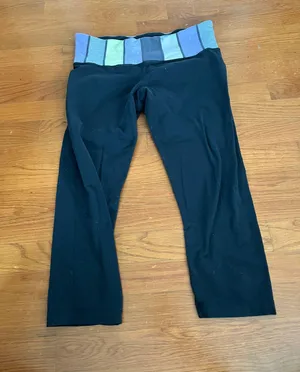 Lululemon Leggings Size 8 thumbnail 1