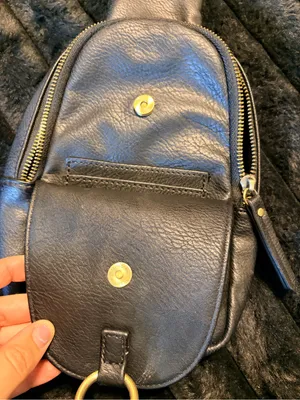 Anthropologie Sleek Black Leather Crossbody Sling Bag thumbnail 5