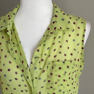 Liz Claiborne Ladybug Sleeveless Blouse Size M thumbnail 2