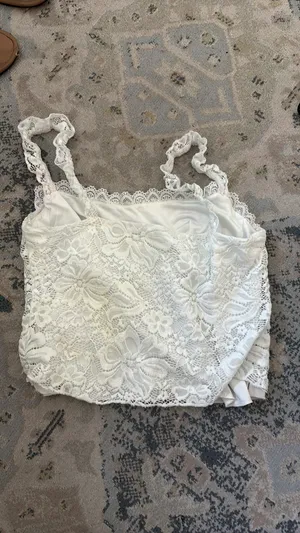 Amazon White Lace Top thumbnail 3