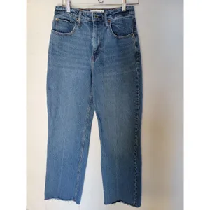 Abercrombie & Fitch The 90s Relaxed High Rise Distressed Straight Denim 28 thumbnail 5