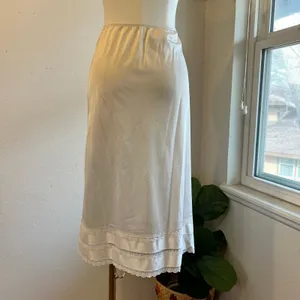 Sears USA Vintage 90s Silky Elastic Waist Lace Trim Skirt Dress Slip Size Small thumbnail 3