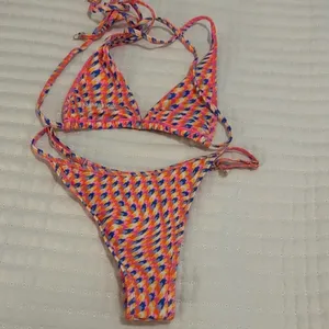Kulani Kinis Vibrant Houndstooth Bikini thumbnail 3