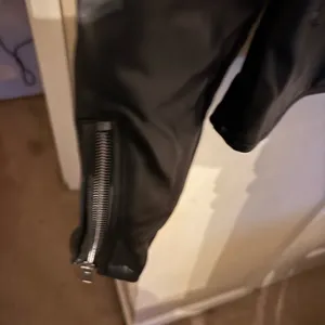 CoffeeShop Black‎ faux Leather Jacket thumbnail 5