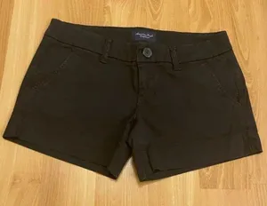 American Eagle Sz 2 Fantastic Black Casual Shorts Super Stretch thumbnail 1