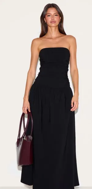 Pretty Little Thing Black Maxi Dress thumbnail 1