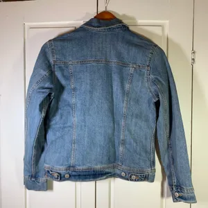 Old‎ Navy Womens Classic Denim Jacket Medium Authentic Wash Blue S Amerians thumbnail 8
