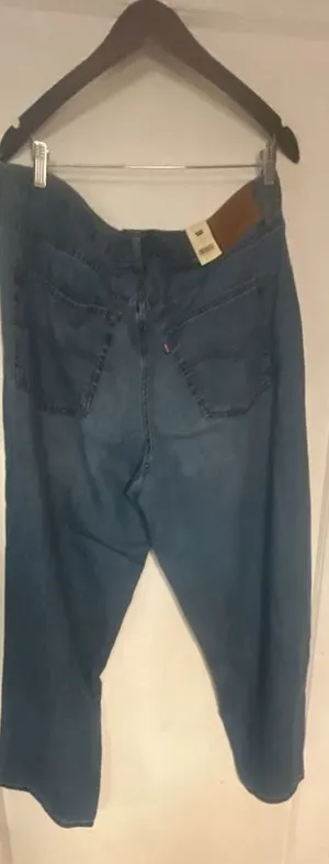 Levi's Baggy Dad Women's Blue Denim Jeans thumbnail 3