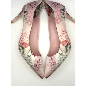 Ted Baker London Pink Floral Satin Pointed Toe Pumps Rose Gold Accents Size 41 thumbnail 4